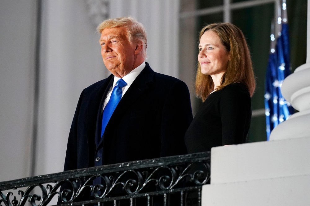 Image: Donald Trump, Amy COney Barrett
