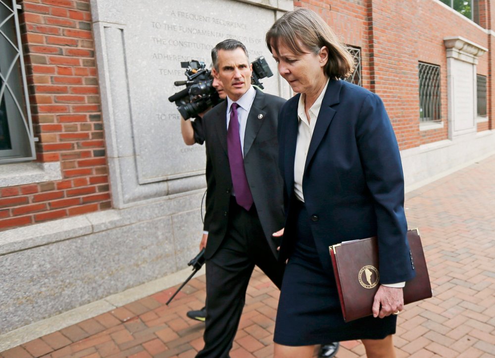 Judy Clarke (R), defense attorney for Boston Marathon bomber Dzhokhar Tsarnaev, walks out of the federal courthouse in Boston, Mass. on May 15, 2015. (Photo by Brian Snyder/Reuters)