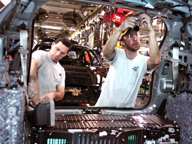 Ford Manufacturing in Detroit - Jane Timm - 08/28/2013