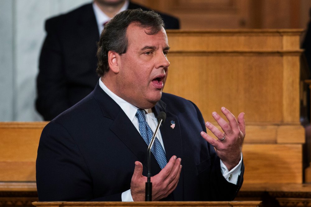 New Jersey Governor Chris Christie speaks during his annual State of the State address in Trenton, New Jersey January 14, 2014.
