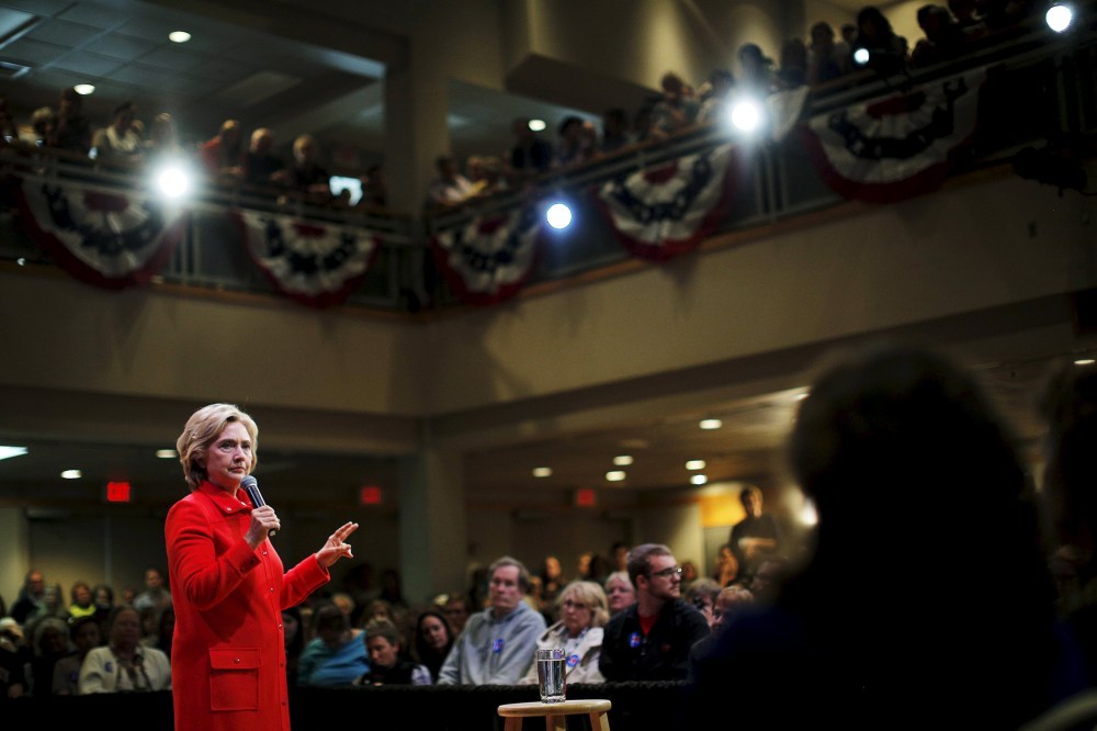 U.S. Democratic presidential candidate Hillary Clinton speaks at a campaign town hall meeting in Keene, N.H., Oct. 16, 2015. (Photo by Brian Snyder/Reuters)