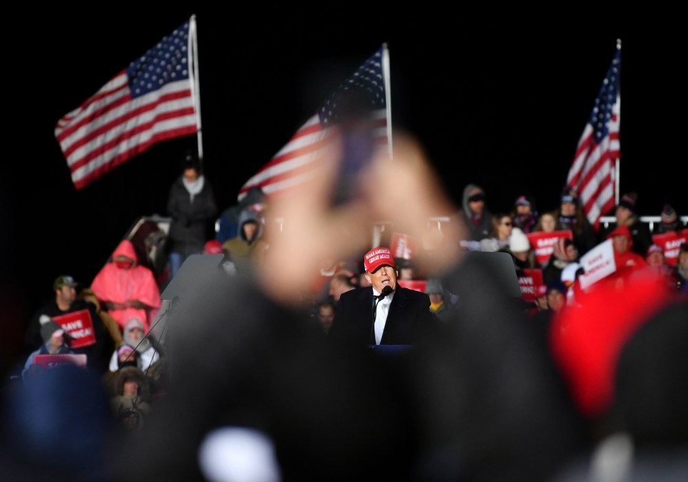 Donald Trump holds rally in South Carolina