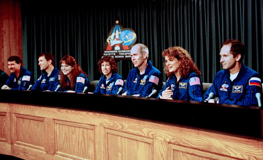 Kent Rominger, Rick Husband, Tamara Jernigan, Ellen Ochoa, Daniel Barry, Julie Payette, and  Valery Tokarev, at a post flight new conference