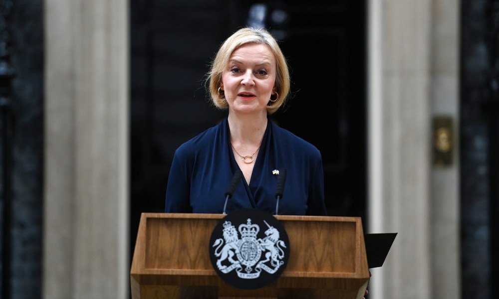 Image: UK prime minister Liz Truss delivers her resignation statement outside 10 Downing Street in London