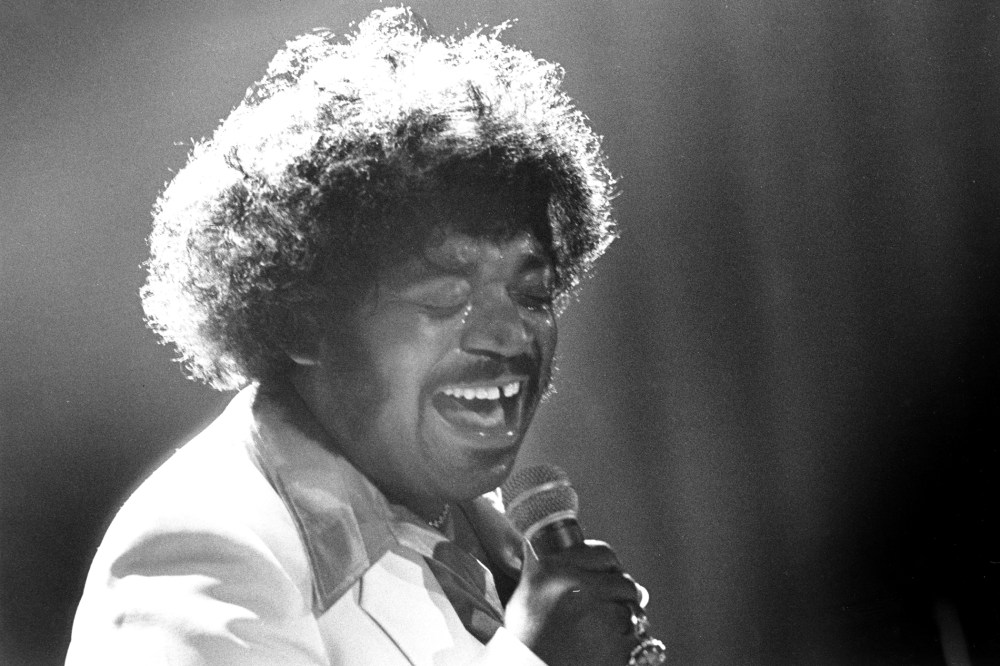 American R&B and soul singer Percy Sledge in concert in London, circa 1975. (Photo by Val Wilmer/Redferns/Getty)