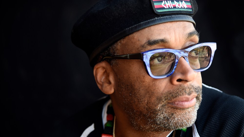 Spike Lee poses for a portrait in Beverly Hills, Calif., Oct. 7, 2015. (Photo by Chris Pizzello/Invision/AP)