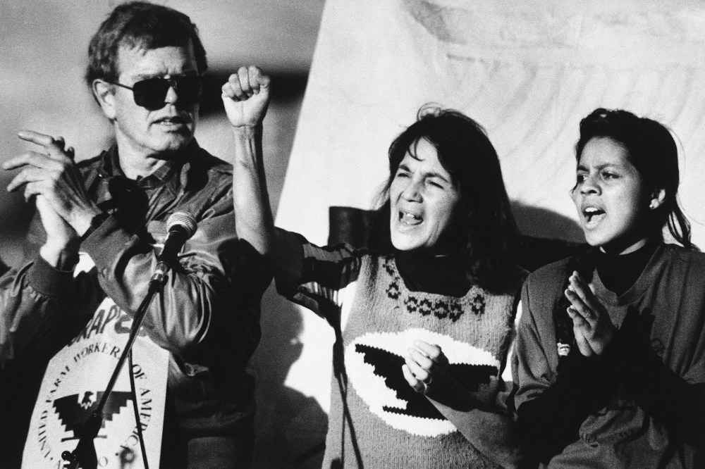 United Farm Workers leader Dolores Huerta (center) leads a rally on Nov. 19, 1988 as part of a national boycott of what the UFW claims is the dangerous use of pesticides.