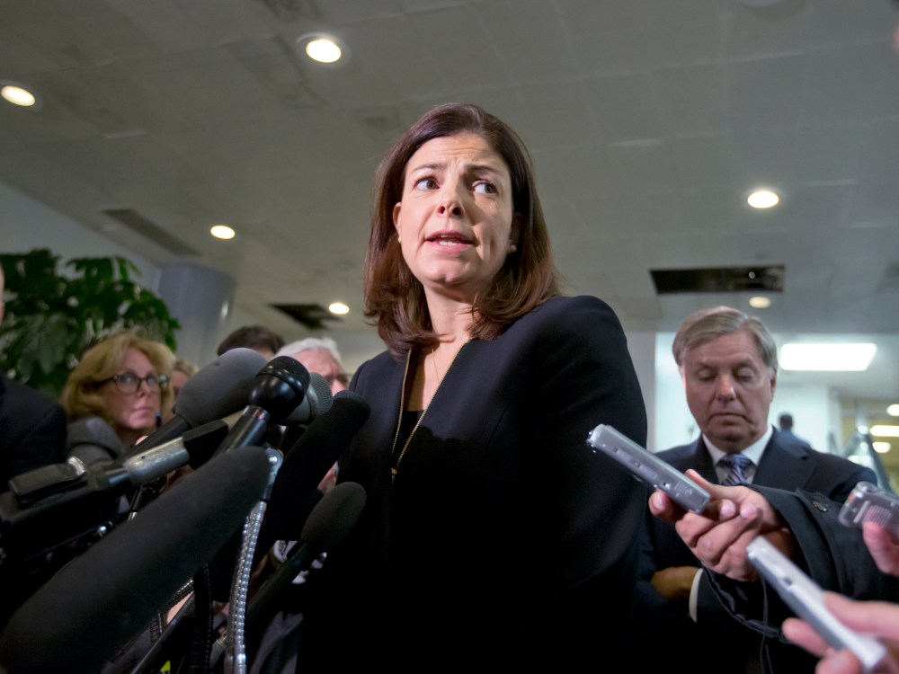 Image: Kelly Ayotte, Lindsey Graham