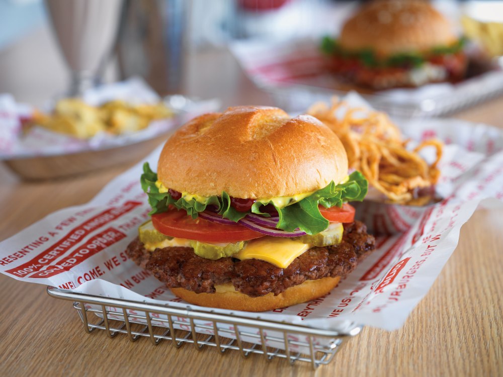 (Courtesy: Smashburger)