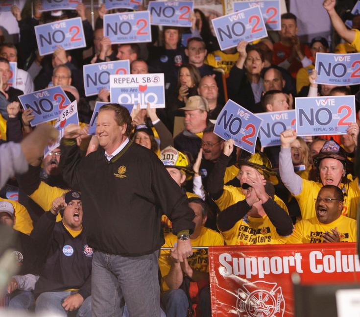 Ed warming up the crowd