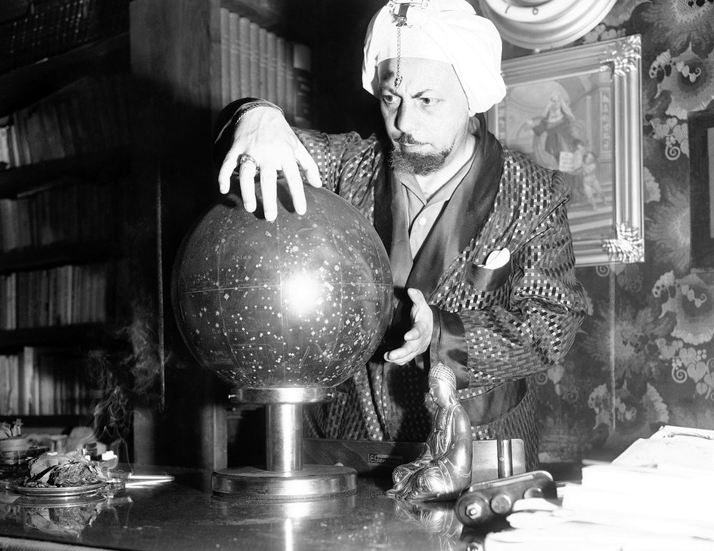Whenever an event of importance happens in Italy, it is the fashion of some Romans to consult Professor Lelio Alberto Fabriani, the Magician of Rome, shown June 27, 1952 for his spectral interpretation of it. (AP Photo/Mario Torrisi)