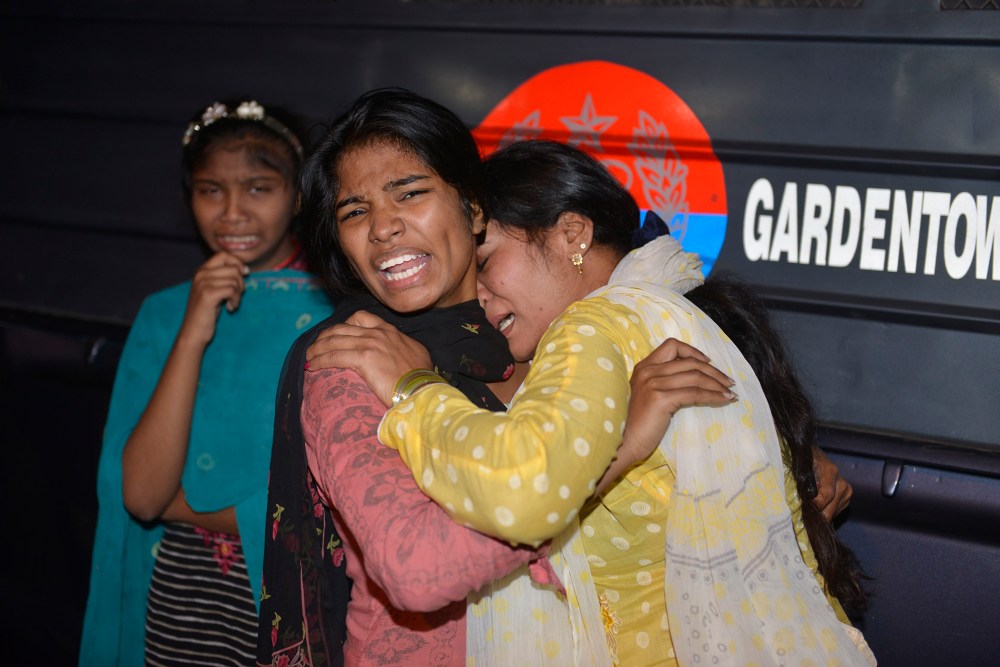 Pakistani women mourn the death of relatives after a bomb blast in Lahore on March 27, 2016. (Photo by Arif Ali/AFP/Getty)