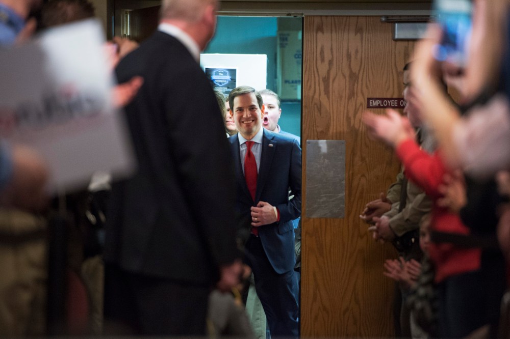 Republican presidential candidate Marco Rubio enters the hall before speaking during a campaign appearance in Andover, Minn. on March 1, 2016. (Photo by Craig Lassig/EPA)