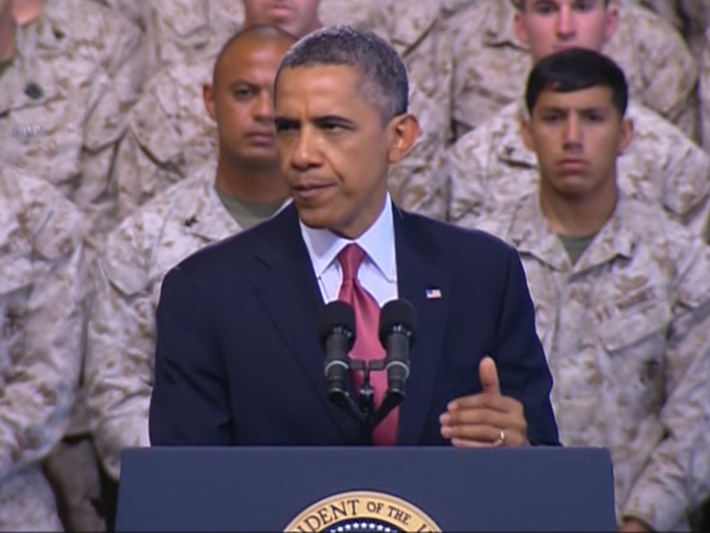 President Barack Obama addresses troops at Camp Pendelton.