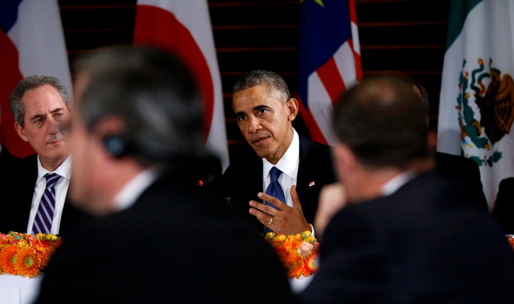 U.S. President Barack Obama meets with the leaders of the Trans-Pacific Partnership (TPP) countries in Beijing Nov. 10, 2014. (Photo by Kevin Lamarque/Reuters)