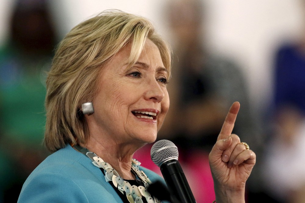 U.S. Democratic presidential candidate Hillary Clinton holds a 'Grassroots' organizational event at Broward State College in Davie, Fla, Oct. 2, 2015. (Photo by Joe Skipper/Reuters)