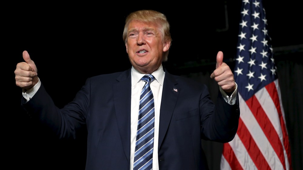 U.S. Republican presidential candidate Donald Trump arrives to speak at a campaign event in Waterloo, Ia., Oct. 7, 2015. (Photo by Jim Young/Reuters)