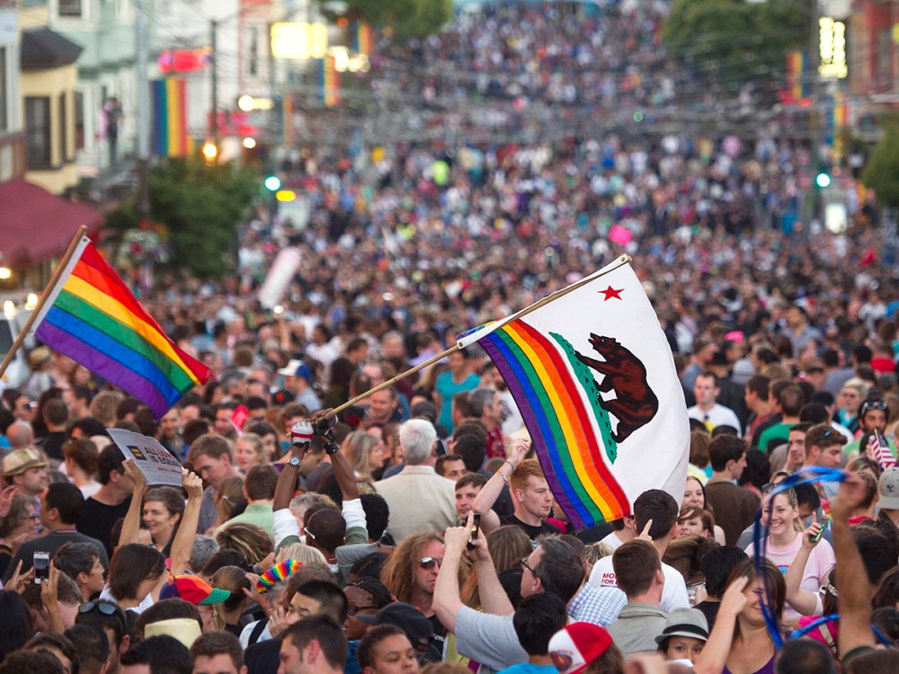 Thousands of revelers fill Castro St. in San Francisco