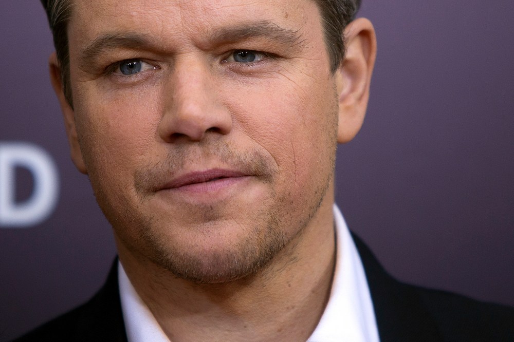 Cast member Matt Damon arrives for the premiere of his movie "The Monuments Men" in New York, Feb. 4, 2014. (Photo by Carlo Allegri/Reuters)