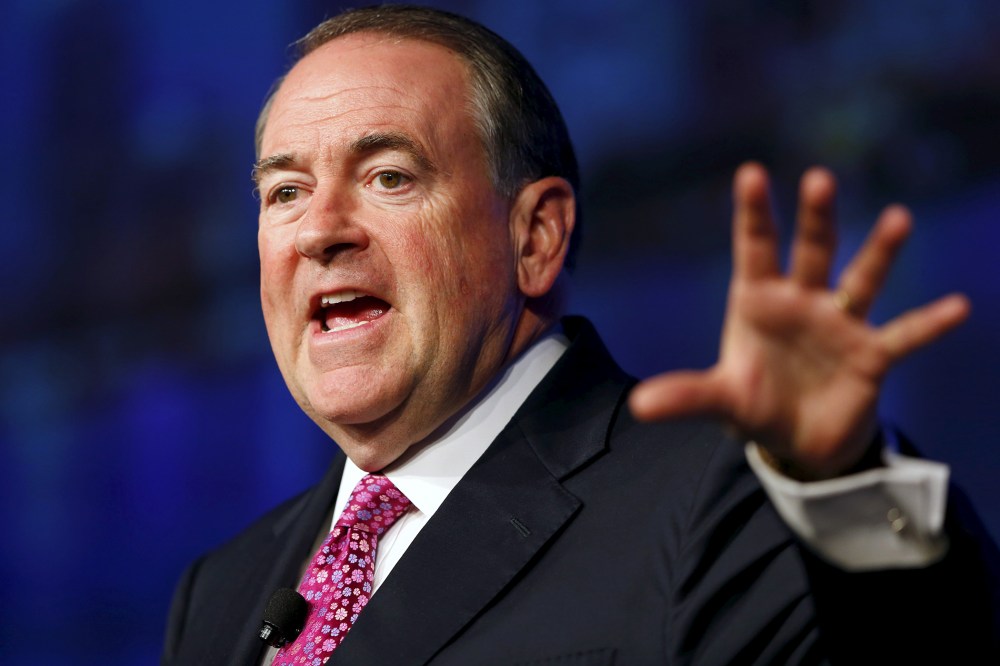 U.S. Republican presidential candidate Mike Huckabee speaks in San Diego, Calif. (Photo by Mike Blake/Reuters).