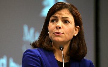 Cracks in the wall on opposition to gun safety