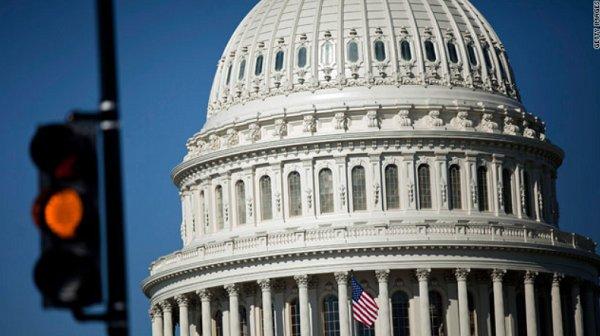 Boehner moves closer to government shutdown