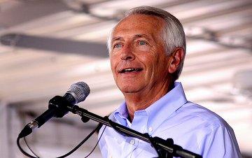 Kentucky Gov. Steve Beshear (D)