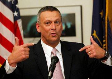 Former Indiana and current Florida schools chief Tony Bennett