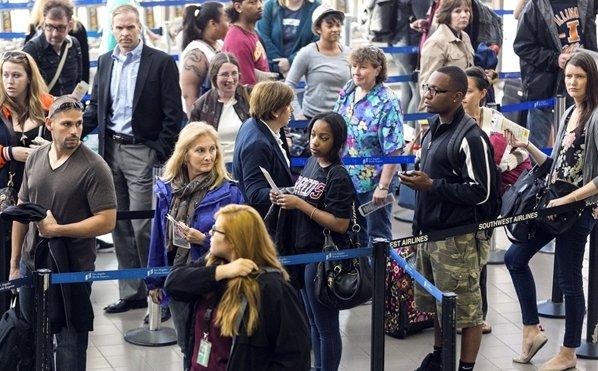 Senate easily approves fix for flight delays