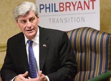 Mississippi's Bryant laments when 'mom got in the workplace'