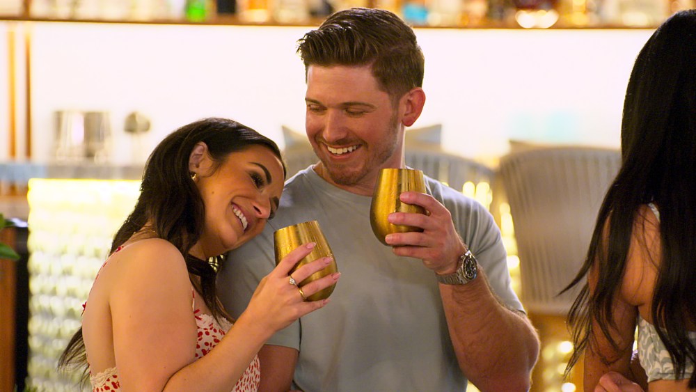 Jessica Barrett and Chris Fusco on season 10 of "Love Is Blind."